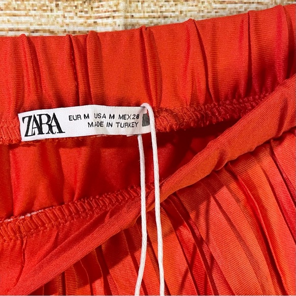 ZARA bloggers fav pleated tiered orange pull-on mini skirt women’s Size Medium - Picture 3 of 7